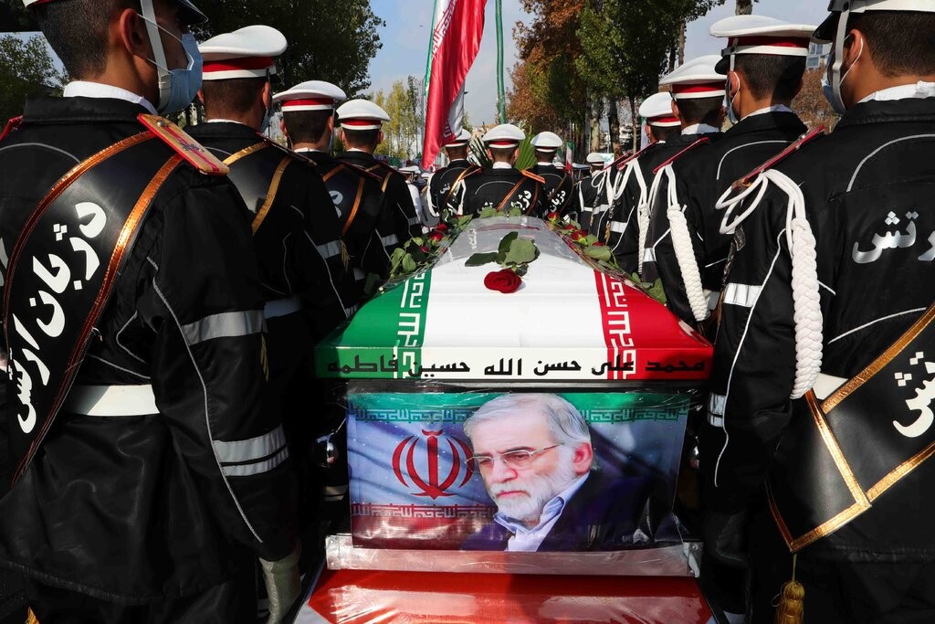 من مراسم تشييع العالم النووي محسن فخري زادة الذي اغتالته إسرائيل في طهران أواخر نوفمبر