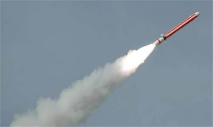 وزير الدفاع الإسرائيلي بيني غانتس قال إنهم فتحوا تحقيقا في فشل عملية اعتراض الصاروخ الذي أطلق على إسرائيل من سوريا