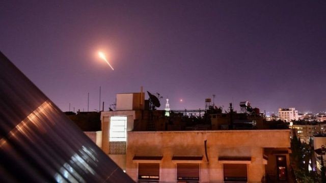 صاروخ انطلق من سوريا وسقط بالقرب من مفاعل ديمونا النووي في إسرائيل
