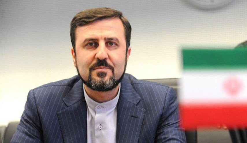 مبعوث إيران لدى وكالة الطاقة الذرية كاظم غريب أبادي قال إن طهران أخطرت الوكالة بقرار تمديد اتفاق المراقبة النووية لمدة شهر