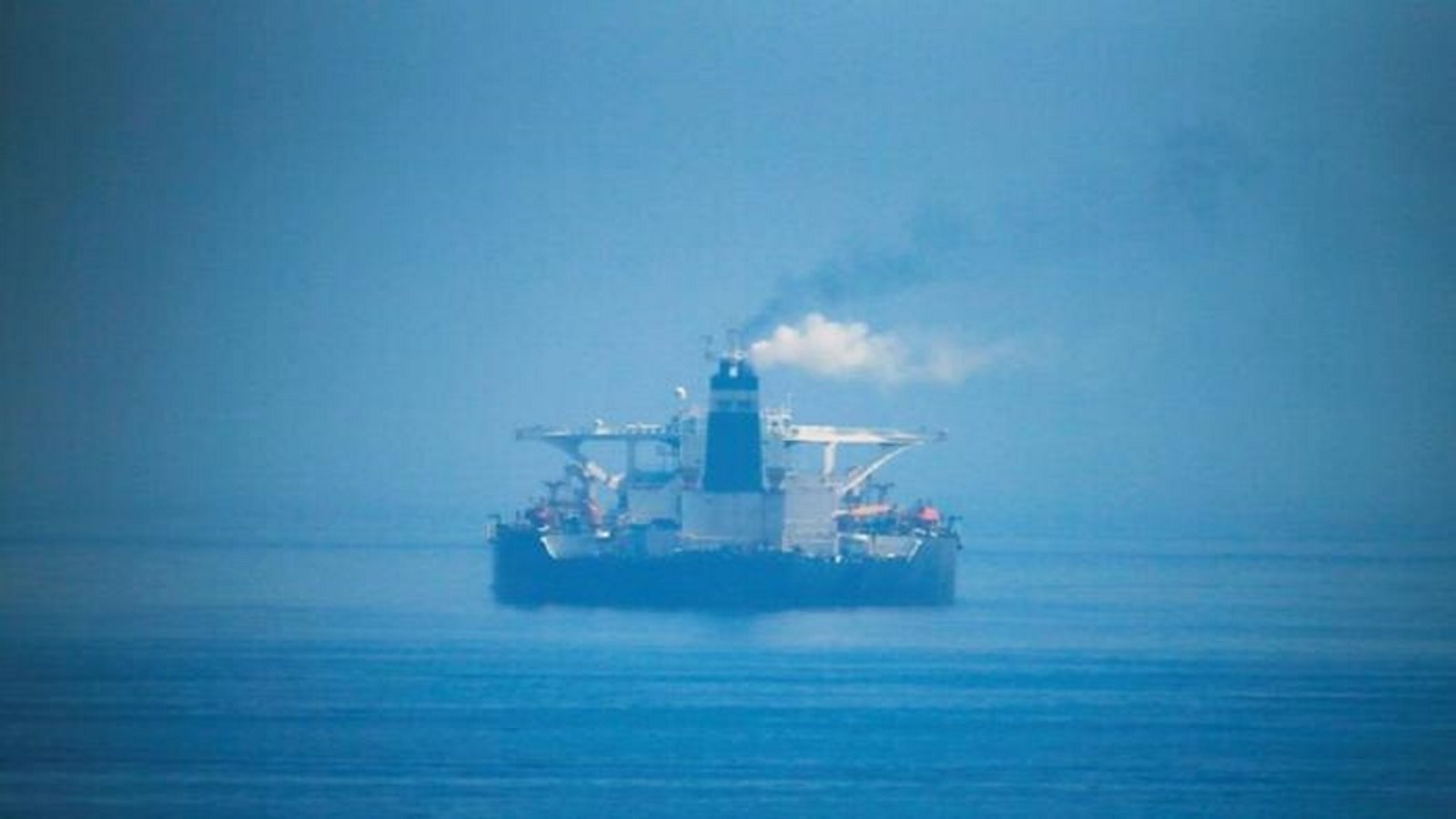 ثلاث ناقلات إيرانية تحمل النفط الخام متجهة من إيران إلى ميناء بانياس
