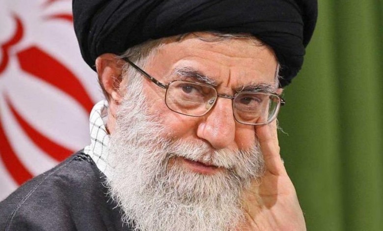 المرشد الإيراني علي خامنئي سعى إلى تأجيل المفاوضات مع القوى الكبرى حول الاتفاق النووي الإيراني
