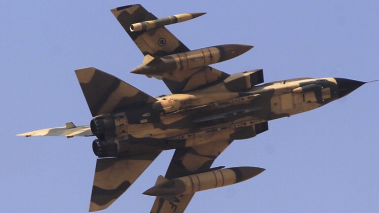طيران التحالف العربي استهدف اجتماعا لقيادات مليشيا الحوثي في جبهة رحبة جنوب غرب مأرب