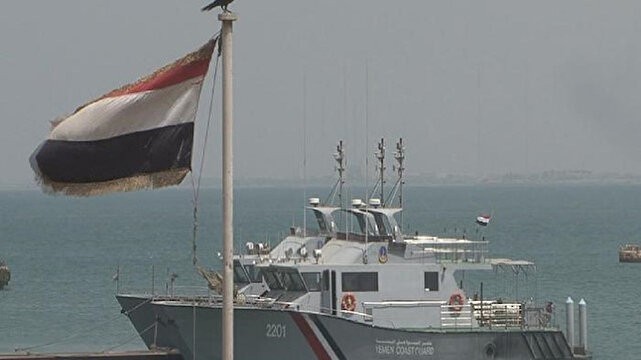 قناة "الخبر" الإيرانية، أفادت بأن مدمرة "البرز" التابعة للقوات البحرية الإيرانية، استطاعت أن تؤمن النجاة لناقلة نفط إيرانية من هجوم للقراصنة