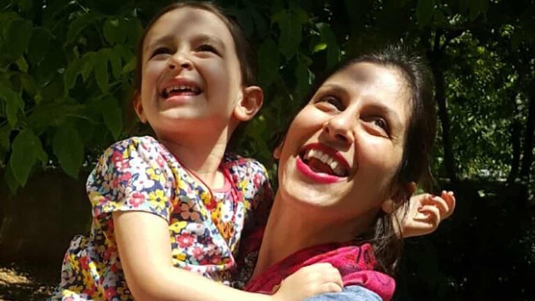 أوقفت السلطات الإيرانية البريطانية الإيرانية البالغة من العمر 43 عاما في 2016، أثناء زيارتها عائلتها في طهران