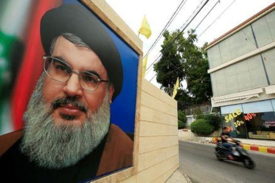 بدأ "حزب الله" استيراد الوقود الإيراني عبر سوريا في سبتمبر الماضي