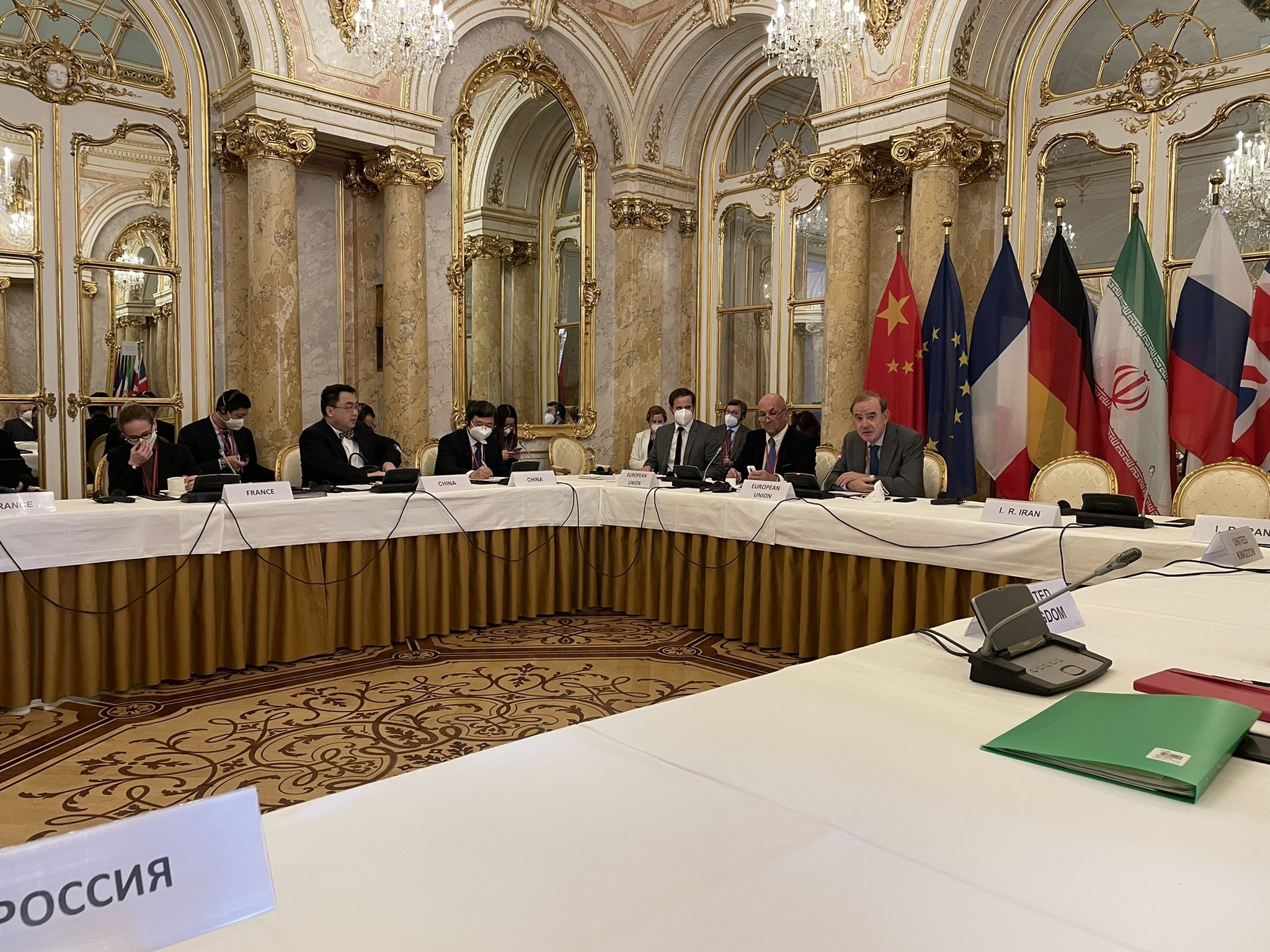 بدأت الجولة السابعة من مفاوضات فيينا بمشاركة المفوضية الأوروبية، التي تتوسط في الحوار، وروسيا والصين وألمانيا وبريطانيا وفرنسا وإيران