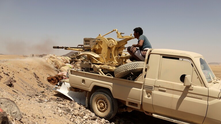 التحالف قال إنه تم تدمير 20 آلية عسكرية للحوثيين، وبلغ عدد الخسائر البشرية 243 عنصرا حوثيا