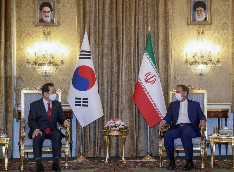 تملك إيران أصولا لدى كوريا الجنوبية، تبلغ قيمتها 7 مليارات دولار، وتم تجميدها