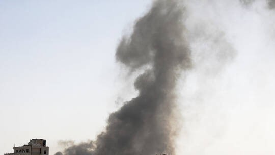شظايا الطائرة الحوثية أدت إلى إصابة 16 مدنيا في مطار جازان بالسعودية