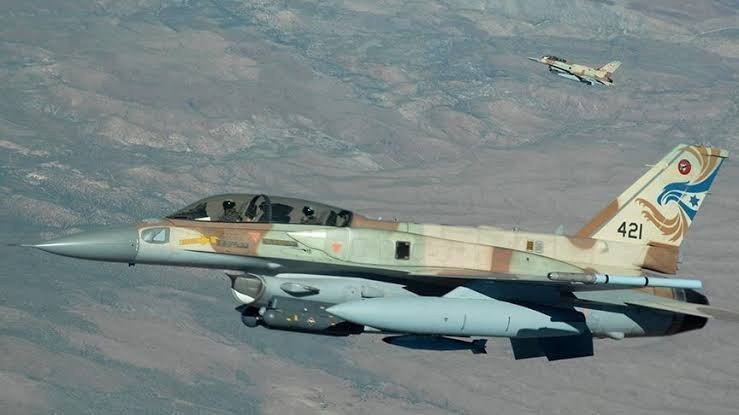 تم تسجيل تحليق للطيران الحربي الإسرائيلي فوق مدينة صيدا وصور والقطاعين الغربي والأوسط، على علو منخفض
