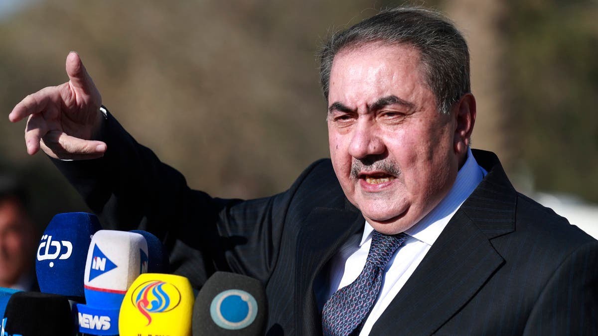 هوشيار زيباري قال إن قرار استبعاده عن السباق الرئاسي سببه تفكيك التحالف الذي يجمع الحزب الديمقراطي الكردستاني، الذي ينتمي إليه، مع التيار الصدري وتحالف السيادة
