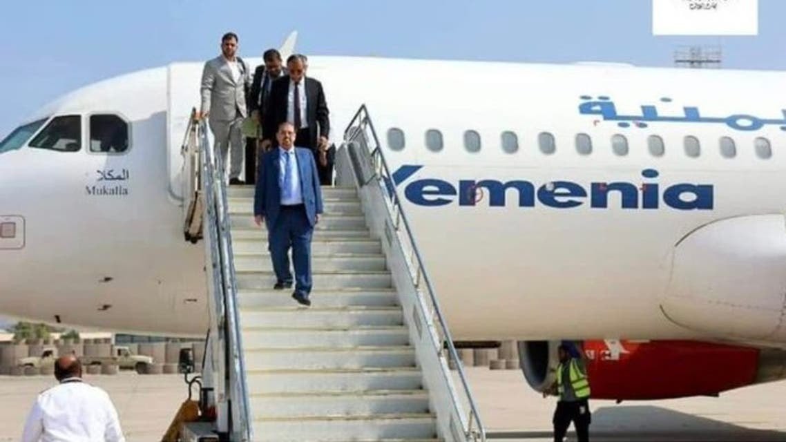 رئيس مجلس النواب اليمني، سلطان البركاني، وأعضاء هيئة رئاسة المجلس وصلوا إلى العاصمة المؤقتة عدن