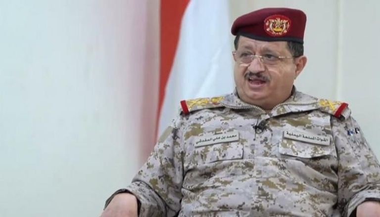 الجيش ملتزم بالهدنة الأممية ويحتفظ بحق الرد على الخروقات الحوثية