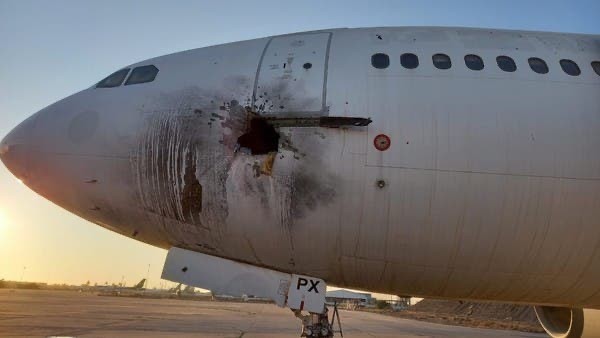 يتعلق الحكم بهجوم استهدف مطار بغداد الدولي في 28 يناير وتسبب بأضرار مادية في مدرج وطائرتين فارغتين