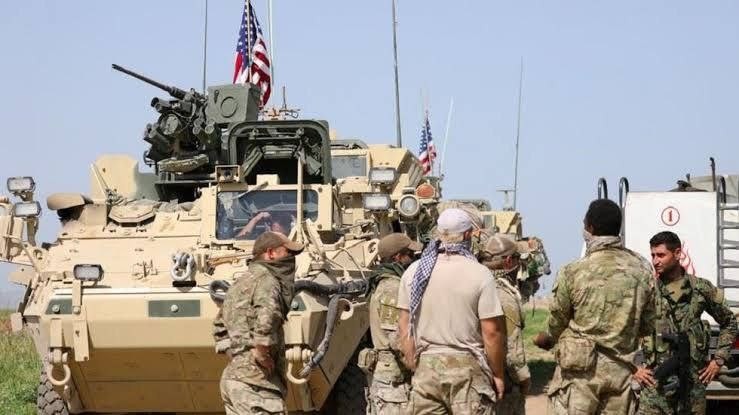 استهدفت الضربة الأمريكية 9 مخابئ ذخيرة في دير الزور تابعة لميليشيا مدعومة من إيران