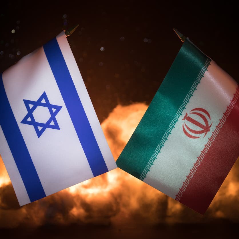 تتهم إيران إسرائيل والولايات المتحدة منذ سنوات بشن هجمات إلكترونية أضرت بالبنية التحتية للبلاد