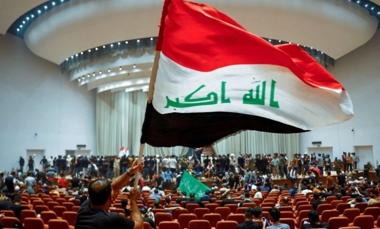 يشهد العراق منذ الانتخابات البرلمانية المبكرة التي جرت في العاشر من أكتوبر العام الماضي (2021) شللا سياسيا تاما