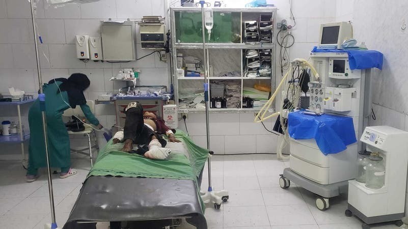 ثلاثة أطفال أصيبوا بينهم شقيقان في حصيلة أولية جراء قصف حوثي استهدف حيا سكنيا في مدينة تعز