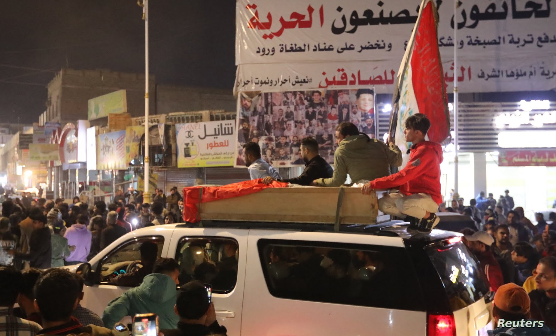 أثارت تظاهرات الناصرية مخاوف من عودة الاحتجاجات الشعبية في أنحاء العراق وتعطيل الحياة كما في عامي 2019 و2020