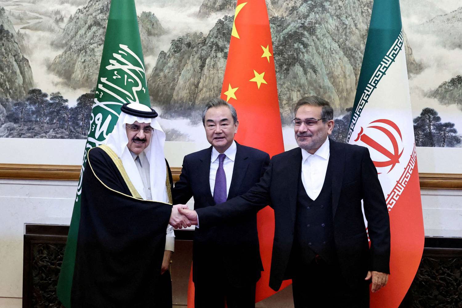 تحرص الصين على إنجاح الاتفاق بين السعودية وإيران لتفتح بذلك المجال لأن تكون لاعبا رئيسيا في المنطقة