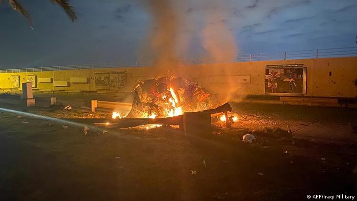 احتراق سيارة متزعم فيلق القدس التابع للحرس الثوري الإيراني قاسم سليماني قرب مطار بغداد